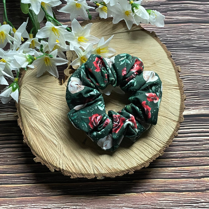 Scrunchie - Christmas Floral