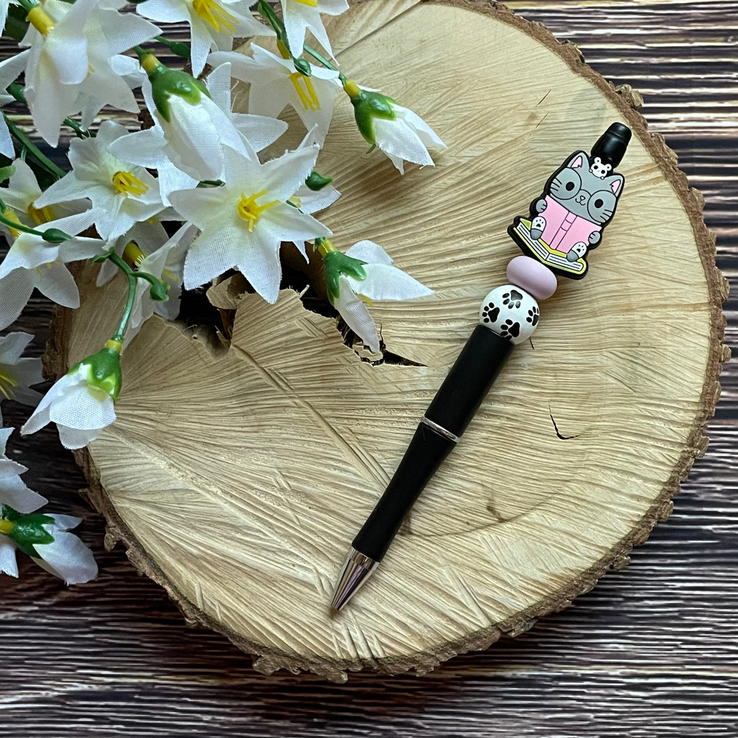 Beaded Pen - Reading Cat